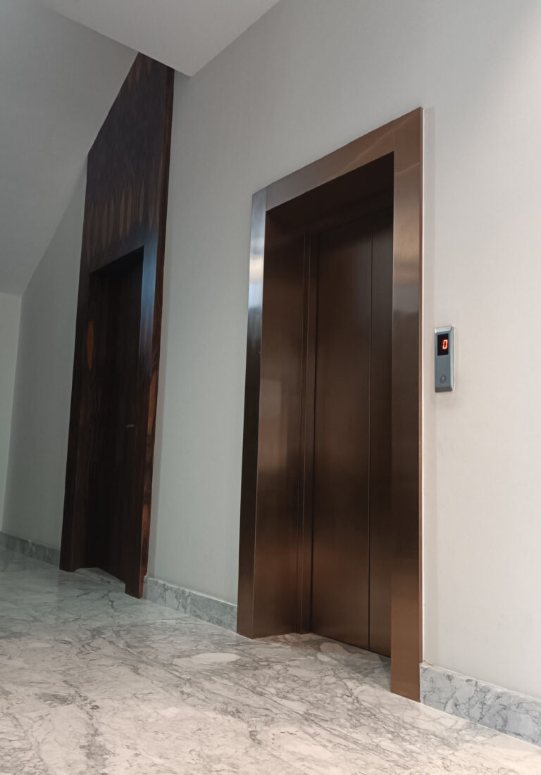 Bronze Stainless Steel Private Villa in Al Thakhira