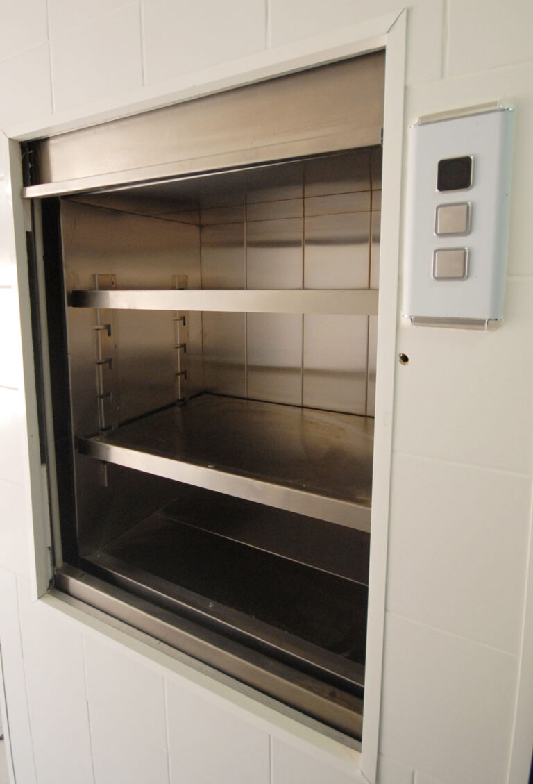 Dumbwaiter 03