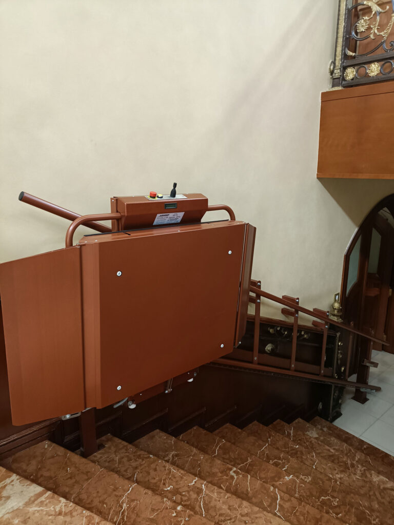 Platform Lifts 01 Private Villa in Al Dafna